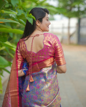 Load image into Gallery viewer, Admirable Function Wear Jacquard Zari Weaving Work Kanjivaram Silk Saree With Ephemeral Blouse Piece