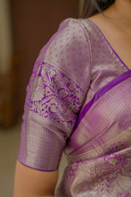 Load image into Gallery viewer, Lustrous Wedding Wear Jacquard Zari Weaving Work Kanchipuram Silk Saree With Flaunt Blouse Piece