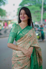 Load image into Gallery viewer, Rhapsodic Function Wear Jacquard Zari Weaving Work Kanchipuram Silk Saree With Ephemeral Blouse Piece