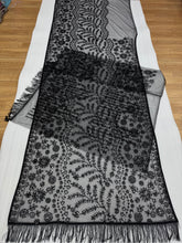 Load image into Gallery viewer, Splendorous Festive Wear Net Heavy Embroidery Work Fancy Saree With Blouse Piece