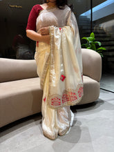Load image into Gallery viewer, Graceful Function Wear Silk Leheriya Design Gota Patti Work Rich Pallu Fancy Saree With Blouse Piece
