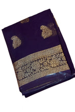 Load image into Gallery viewer, Desiring Viscose Georgette Jacquard Zari Work Saree With Staggering Blouse Piece
