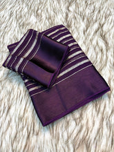 Load image into Gallery viewer, Fantabulous Festive Wear Viscose Silk Satin Border Zari Design Fancy Saree With Blouse Piece