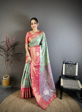 Load image into Gallery viewer, Splendorous Wedding Wear Kanjivaram Silk Rich Pallu With Jacquard Border Designer Sarre For Weeding