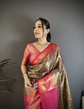 Load image into Gallery viewer, Charismatic Wedding Wear Kanjivaram Silk Rich Pallu Jacquard Border Designer Saree With Contrast Blouse Piece