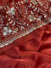 Load image into Gallery viewer, Mellifluous Festival Wear Silk Designer Saree With Heavy Beads Work Blouse Piece