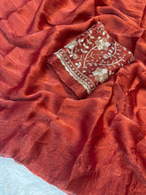 Load image into Gallery viewer, Mellifluous Festival Wear Silk Designer Saree With Heavy Beads Work Blouse Piece