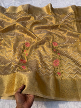 Load image into Gallery viewer, Redolent Wedding Wear Banarasi Tissue Silk Jacquarad Weaving Work Fancy Designer Saree
