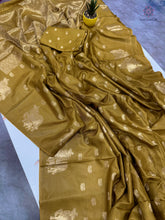 Load image into Gallery viewer, New Wedding Wear Pure Soft Viscose Crape Silk Zari Chit Palllu n Pichwari Border Fancy Designer Saree With Blouse