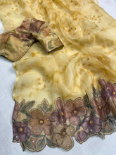 Load image into Gallery viewer, Charming Party Wear Pure Soft Tissue Silk Print Designer Saree With Elegant Blouse Piece