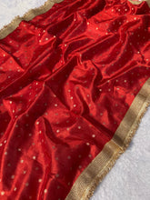 Load image into Gallery viewer, Alverina Function Wear Banarasi Tissue Silk Jaquard Zari Butti n Heavy lace Work Fancy Designer Saree For Women