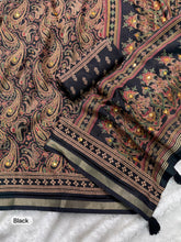 Load image into Gallery viewer, Unequalled Pure Mul Cotton Ajrakh Print With Mirror Work Fancy Designer Saree With Bucolic Blouse Piece