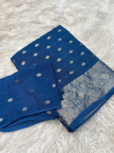 Load image into Gallery viewer, Charismatic Party Wear Pure Viscose Chinoon Zari Jacquard Weaving Work Fancy Designer Saree With Glowing Blouse Piece