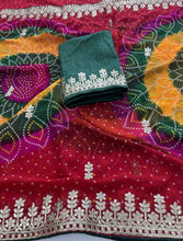 Load image into Gallery viewer, Entrancing Party Wear Georgette Gotapatti Work Designer Saree With Blouse Piece