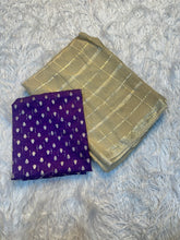 Load image into Gallery viewer, Adorable Festive Wear Pure Viscose Golden Jari Work Saree With Contrast Blouse Piece