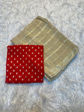 Load image into Gallery viewer, Adorable Festive Wear Pure Viscose Golden Jari Work Saree With Contrast Blouse Piece