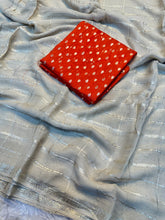 Load image into Gallery viewer, Adorable Festive Wear Pure Viscose Golden Jari Work Saree With Contrast Blouse Piece