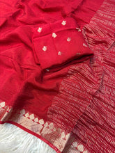 Load image into Gallery viewer, Confounding Pure Viscose Chinnon Zari Jacquard Weaving Work Saree With Glowing Blouse Piece