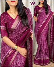 Load image into Gallery viewer, Kalamkari Print Saree With Sequin & Zari Boder & Tussles in Pallu With Printed Blouse