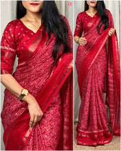 Load image into Gallery viewer, Kalamkari Print Saree With Sequin & Zari Boder & Tussles in Pallu With Printed Blouse