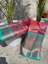 Load image into Gallery viewer, Wedding wear Pink Color Banarasi TIssue Silk Jacquard Weaving Work Fancy Designer Saree With Blouse