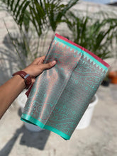 Load image into Gallery viewer, Wedding wear Pink Color Banarasi TIssue Silk Jacquard Weaving Work Fancy Designer Saree With Blouse