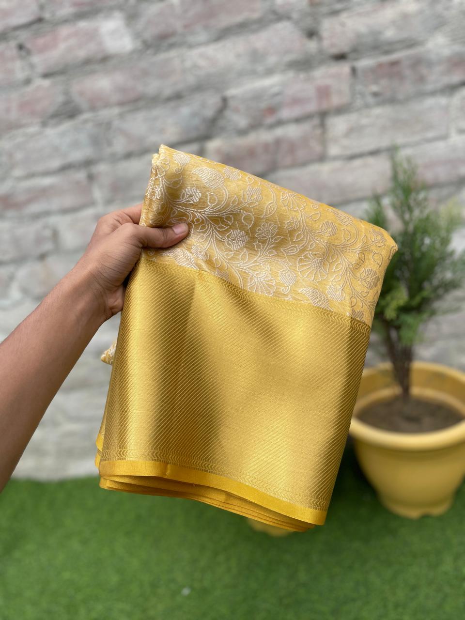 New Wedding wear Golden Color Banarasi TIssue Silk Jacquard Weaving Work  Fancy Designer Saree With Blouse