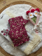 Load image into Gallery viewer, Latest Off white Color Pure Crush Georgette Chiffon Embroidered Work Wedding Wear Fancy Designer Saree