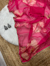 Load image into Gallery viewer, New Beautiful Soft Tebby Silk Print n Handwork Partywear Fancy Designer Saree With Blouse