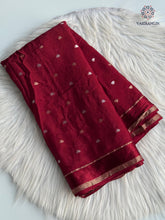 Load image into Gallery viewer, Elegant Festive Wear Pure Chinnon Zari Weaving With Rich Satin Border Saree For Wedding