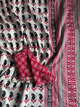 Load image into Gallery viewer, New Wedding Wear Off White Color Mul Cotton Print Sequence Lace n Rich Pallu Work Designer Saree With Stunner Blouse Piece