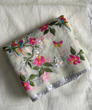 Load image into Gallery viewer, Traditional Pista Color Pure Kota Doriya Zari weaving border n Embroidery Work Designer Saree With Assemblage Blouse Piece