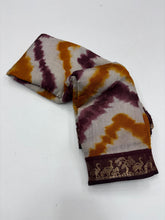 Load image into Gallery viewer, Luxuriant Leheriya Print n Jacquard Weaving Work Pure Mangalkari Viscose Saree With Fugacious Blouse Piece