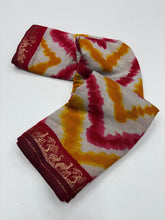 Load image into Gallery viewer, Luxuriant Leheriya Print n Jacquard Weaving Work Pure Mangalkari Viscose Saree With Fugacious Blouse Piece