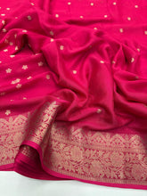 Load image into Gallery viewer, Evocative Rani Color Jacquard Weaving Work Pure Heavy Crepe Soft Silk With Redolent Blouse Piece