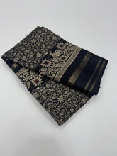 Load image into Gallery viewer, Charming Pure Soft Cotton Silk Print With Jacquard Border Work Saree With Blissful Blouse Piece