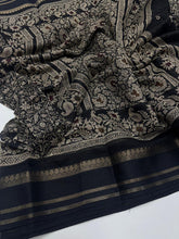 Load image into Gallery viewer, Charming Pure Soft Cotton Silk Print With Jacquard Border Work Saree With Blissful Blouse Piece