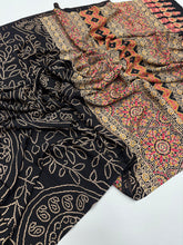 Load image into Gallery viewer, Elegant Festive Wear Satin Silk Bandhani Print Fancy Designer Saree With Blouse