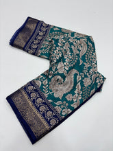 Load image into Gallery viewer, Enticing Soft Mul Cotton Print With Jacquard Weaving Border Work Fancy Designer Saree With Chatoyant Blouse Piece