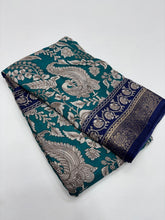 Load image into Gallery viewer, Enticing Soft Mul Cotton Print With Jacquard Weaving Border Work Fancy Designer Saree With Chatoyant Blouse Piece