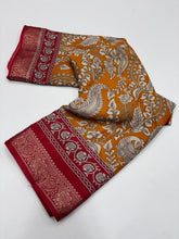 Load image into Gallery viewer, Enticing Soft Mul Cotton Print With Jacquard Weaving Border Work Fancy Designer Saree With Chatoyant Blouse Piece