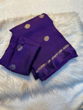 Load image into Gallery viewer, Latest Festive Wear Pure Soft Viscose Jute Zari Jacquard Weaving Work Fancy Designer Saree With Blouse