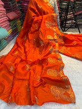 Load image into Gallery viewer, Confounding Party Wear Pure Soft Viscose Zari Jacquard Weaving Work Saree With Blouse Piece
