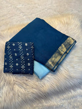 Load image into Gallery viewer, Ravishing Function Wear Double Shaded Pure Viscose Geogrette Jacquard Weaving Border Fancy Designer Saree