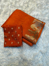 Load image into Gallery viewer, Ravishing Party Wear Pure Russian Dola Silk Jacquard Weaving Border Rich Pallu Fancy Designer Saree With Blouse Piece