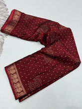 Load image into Gallery viewer, Fantabulous Party Wear Soft Dola Silk Kalamkari Print Mangalkari Zari Border Fancy Designer Saree With Blouse Piece