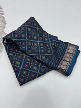 Load image into Gallery viewer, Classic Function Wear Soft Dola Silk Kalamkari Print Mangalkari Zari Border Fancy Designer Saree With Blouse Piece