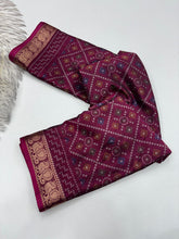 Load image into Gallery viewer, Classic Function Wear Soft Dola Silk Kalamkari Print Mangalkari Zari Border Fancy Designer Saree With Blouse Piece