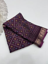 Load image into Gallery viewer, Classic Function Wear Soft Dola Silk Kalamkari Print Mangalkari Zari Border Fancy Designer Saree With Blouse Piece