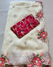 Load image into Gallery viewer, Stunning Festive Wear Off White Chiffon Silk Sequence n Cutwork Border Flower Design Saree With Contrast Blouse Piece